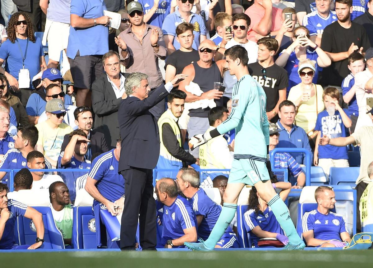 Mourinho y Courtois