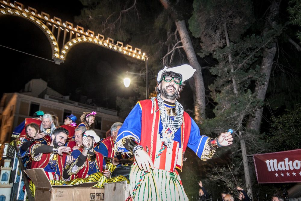 Animada Retreta en las Fiestas de Alcoy