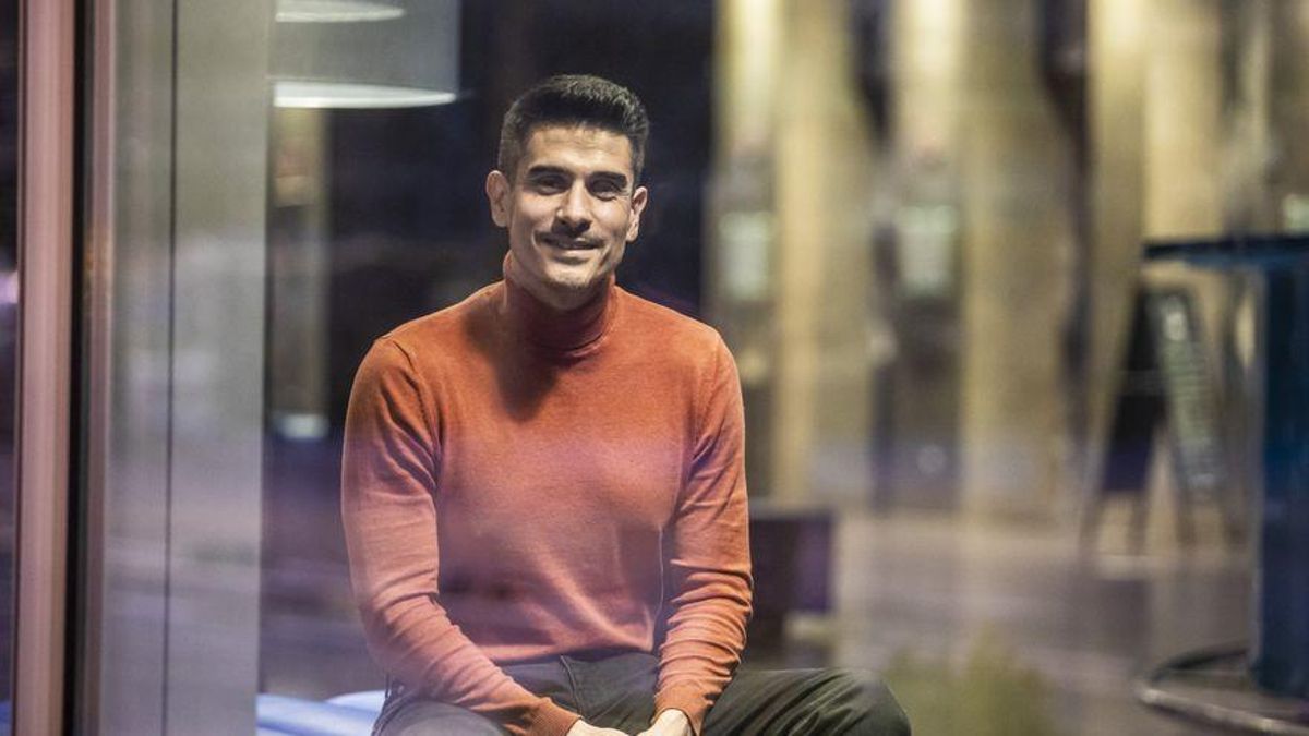Álvaro Benito, futbolista, músico, entrenador y comentarista.  /