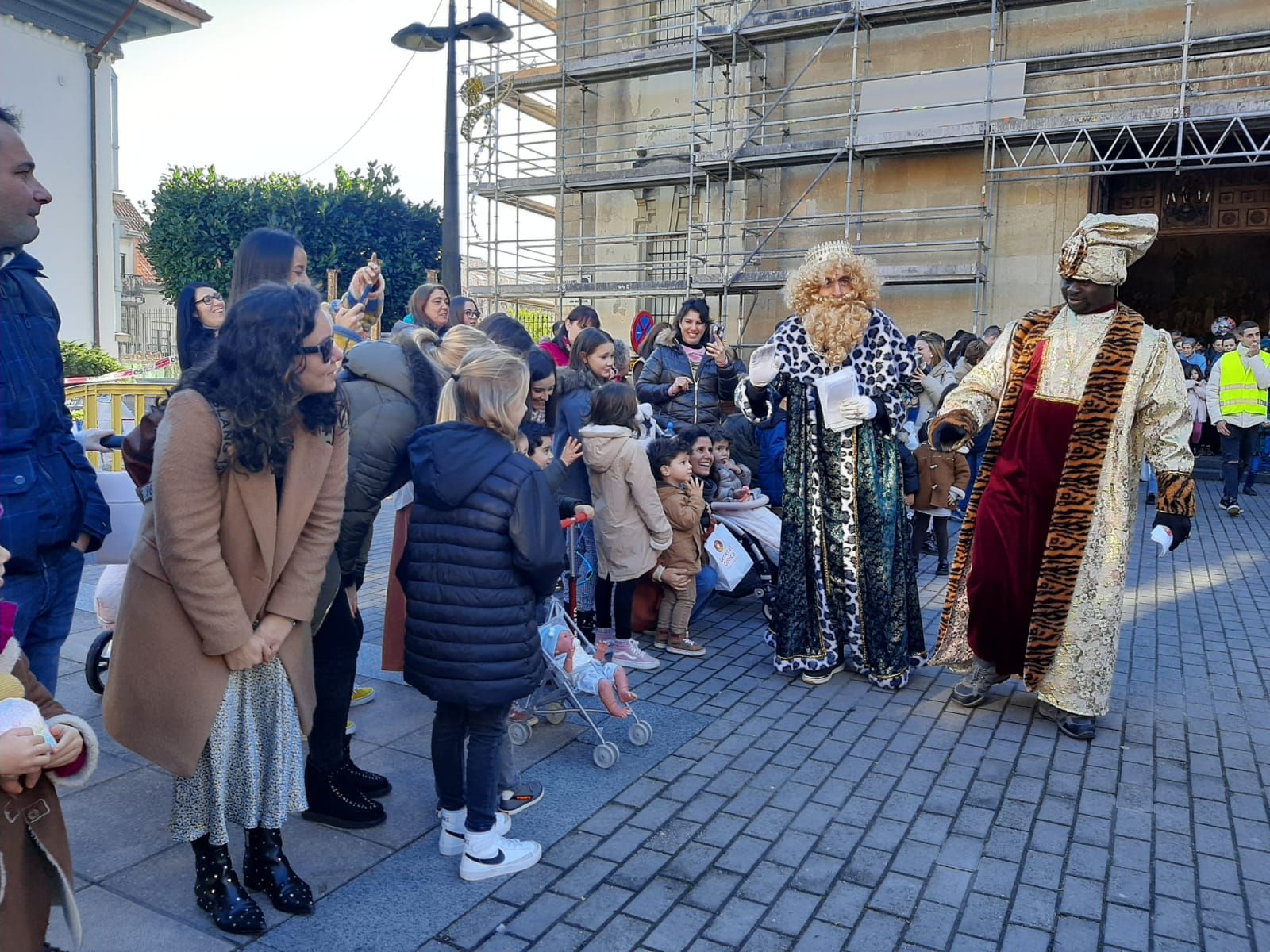 Adoración de los Reyes Magos al Niño Jesús en Pola de Siero