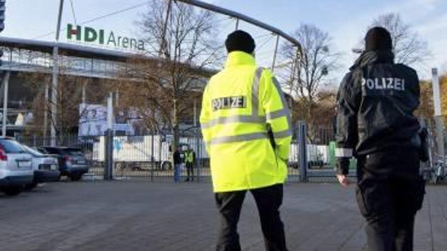 Los yihadistas querían detonar cinco bombas en el estadio de Hannover