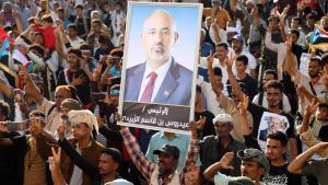 El Gobierno yemení impone estado de emergencia y rompe acuerdo de defensa con Emiratos