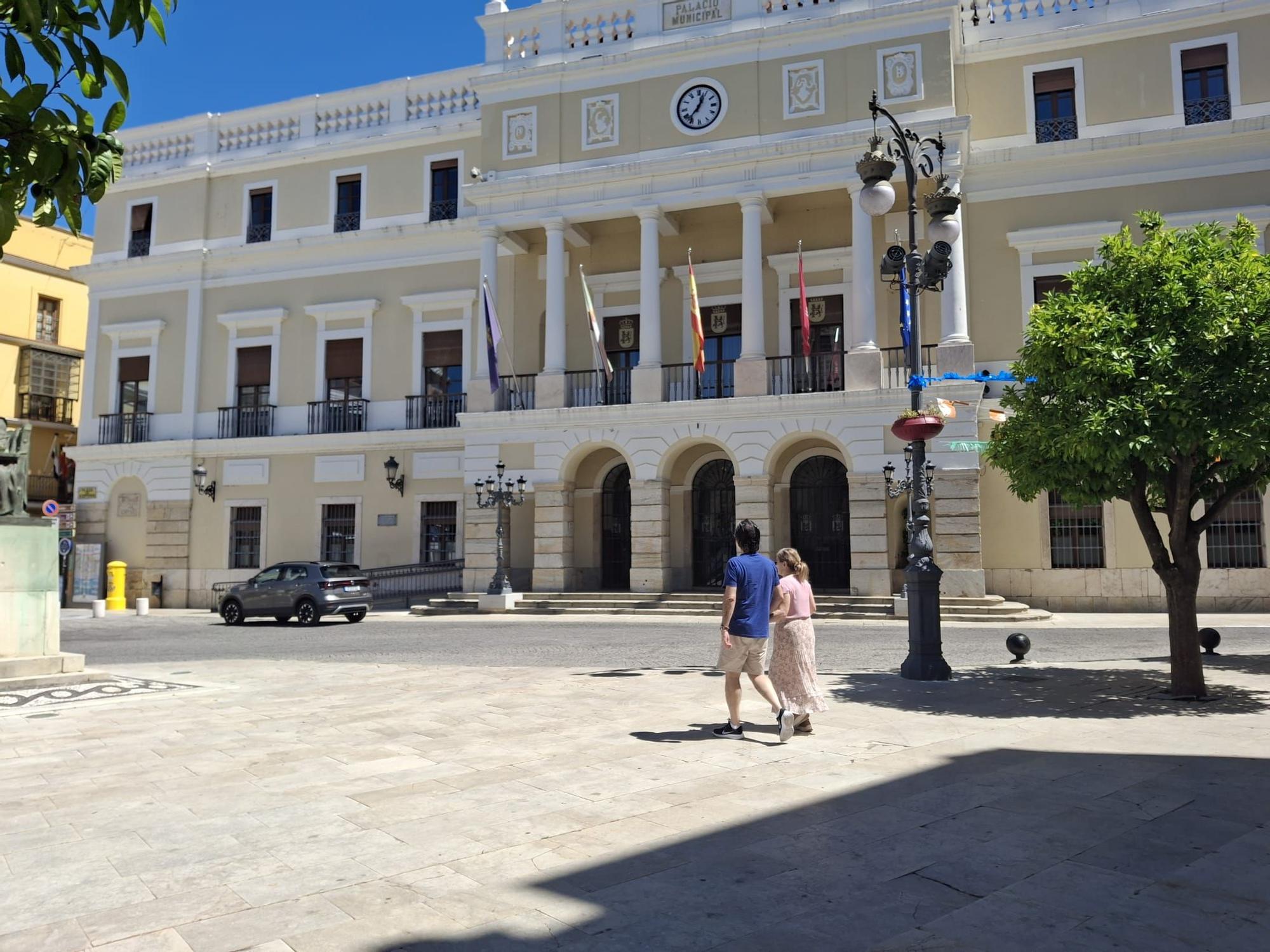La fachada del Ayuntamiento de Badajoz.