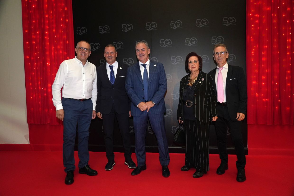 Galería de fotos de la gala del 50º aniversario de Grúas Tomás en Vila-real