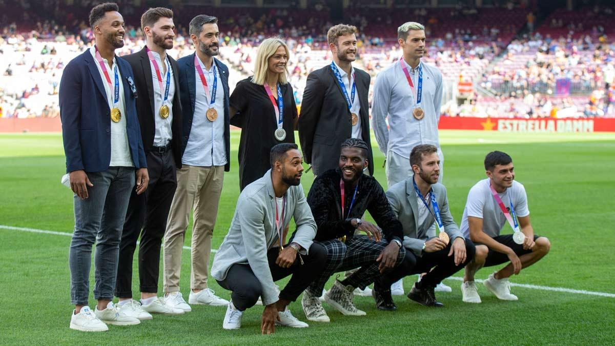 El Barça homenajeó a sus deportistas olímpicos en el Camp Nou