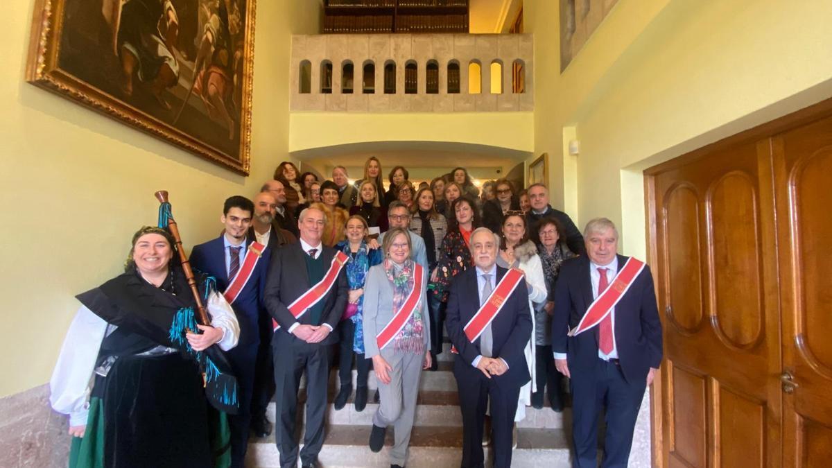 Por la izquierda, Rubén Vega, Antonio Leitao, Begoña Gutiéreez, Raúl Romero y Armando Besga