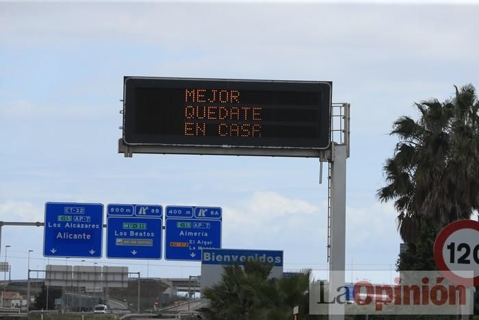 Limpian Los Alcázares tras las fuertes lluvias de los últimos días