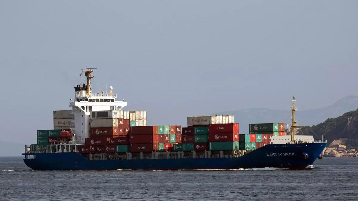 China sostiene el pulso a Trump y eleva al 84% sus aranceles a los productos de EEUU