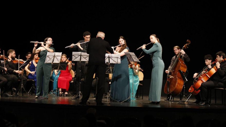 El concierto de ayer de la Sociedad Filarmónica de Oviedo. | FERNANDO RODRÍGUEZ