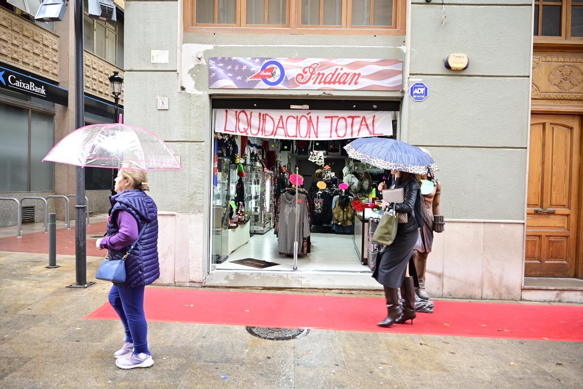 El establecimiento se encuentra en liquidación total, ante su cierre el 31 de diciembre.