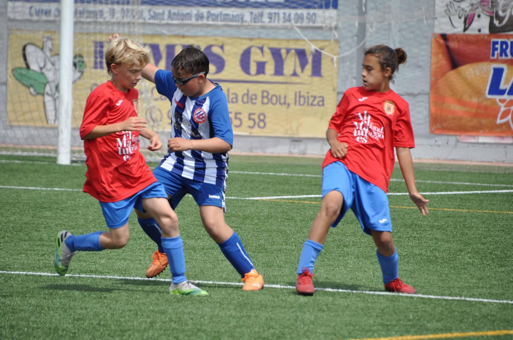 Todas las fotos de la última jornada de fútbol base en Ibiza (8 y 9 de mayo)