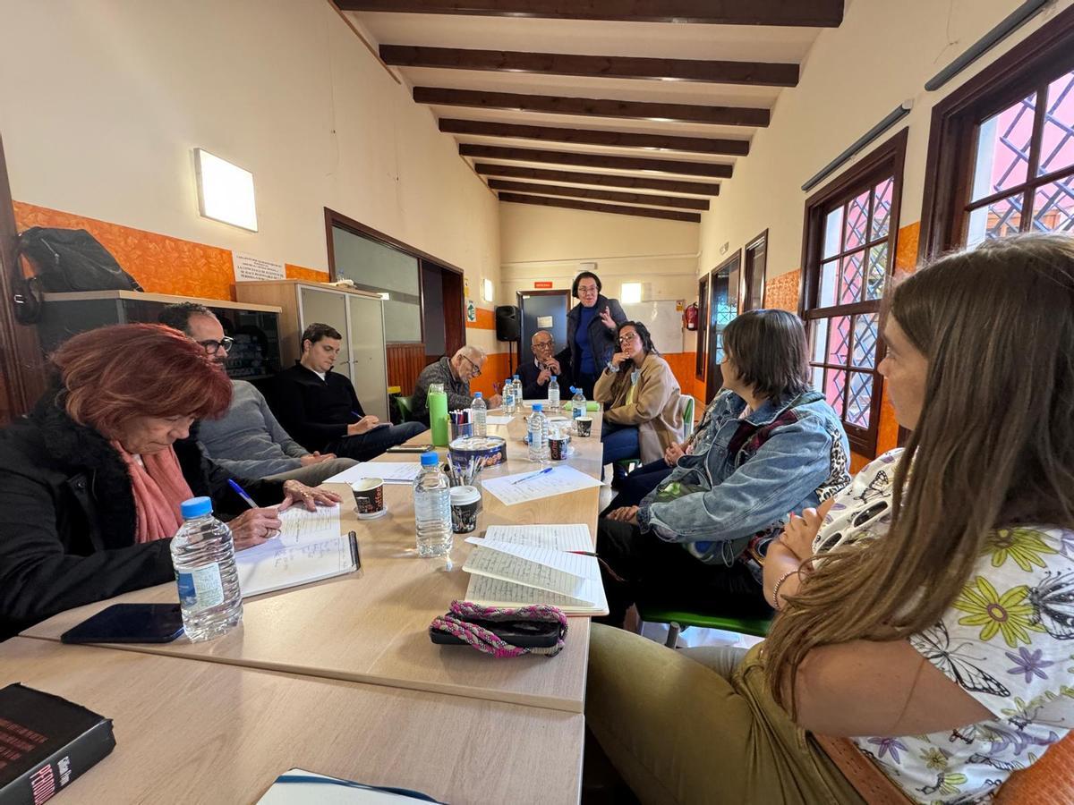 Algunas de las personas que han participado en el proyecto 'Un municipio para contarlo'