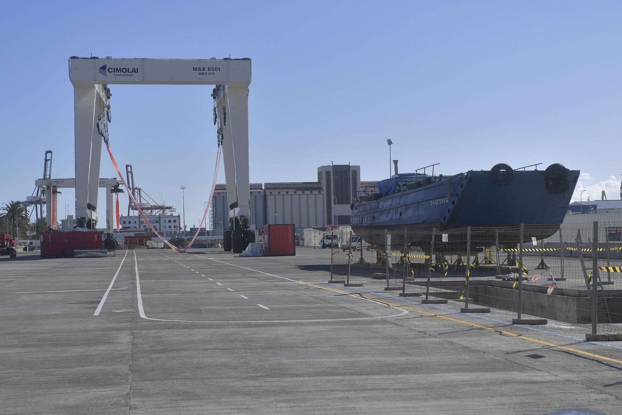 Embarcaciones en el nuevo taller de megayates