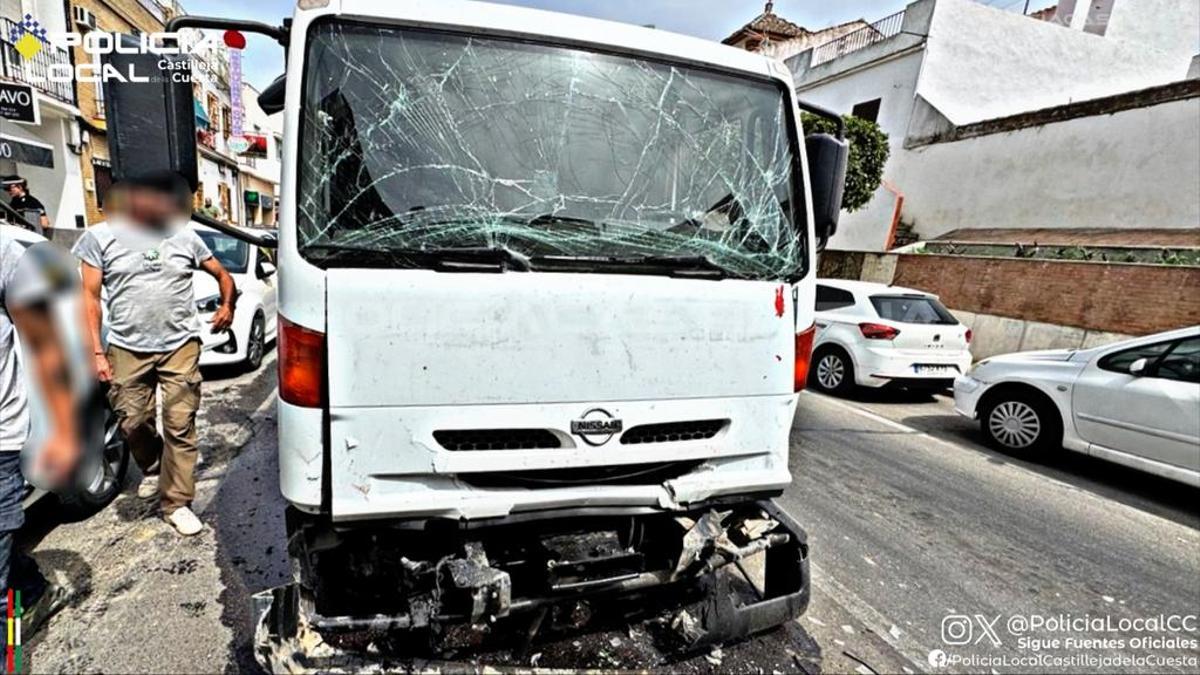 Nueve personas han resultado heridas tras un aparatoso accidente de tráfico registrado en Castilleja de la Cuesta