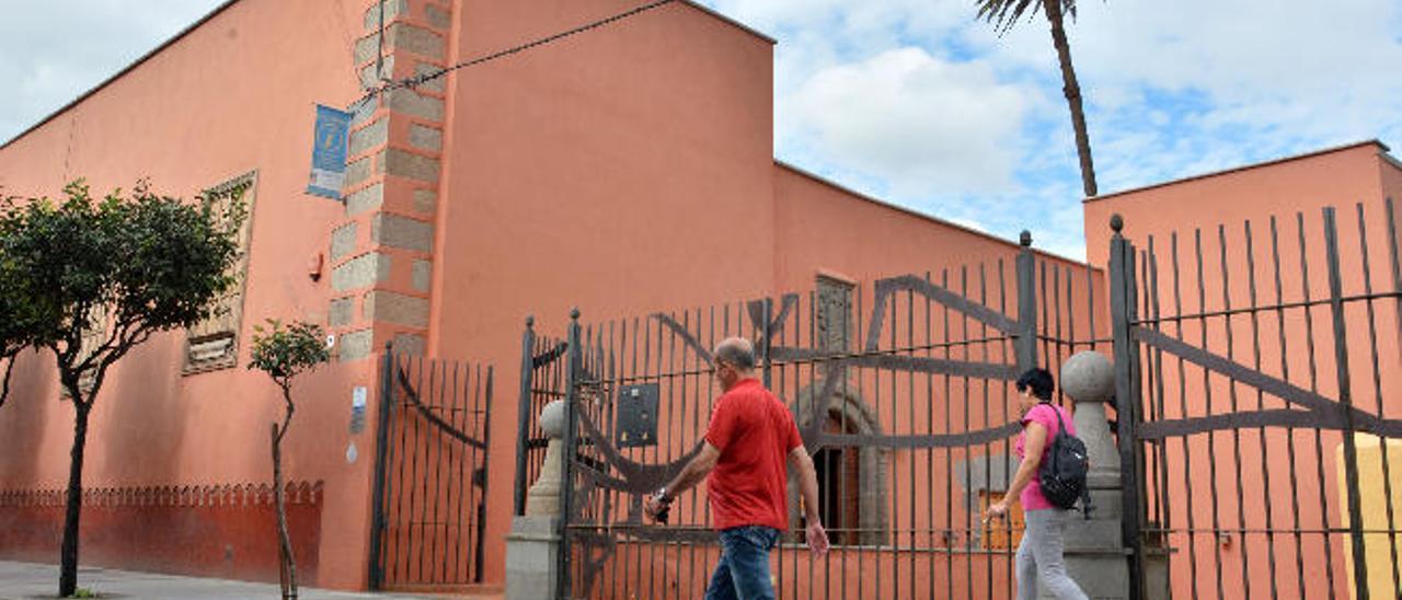 Tres edificios de futuro incierto