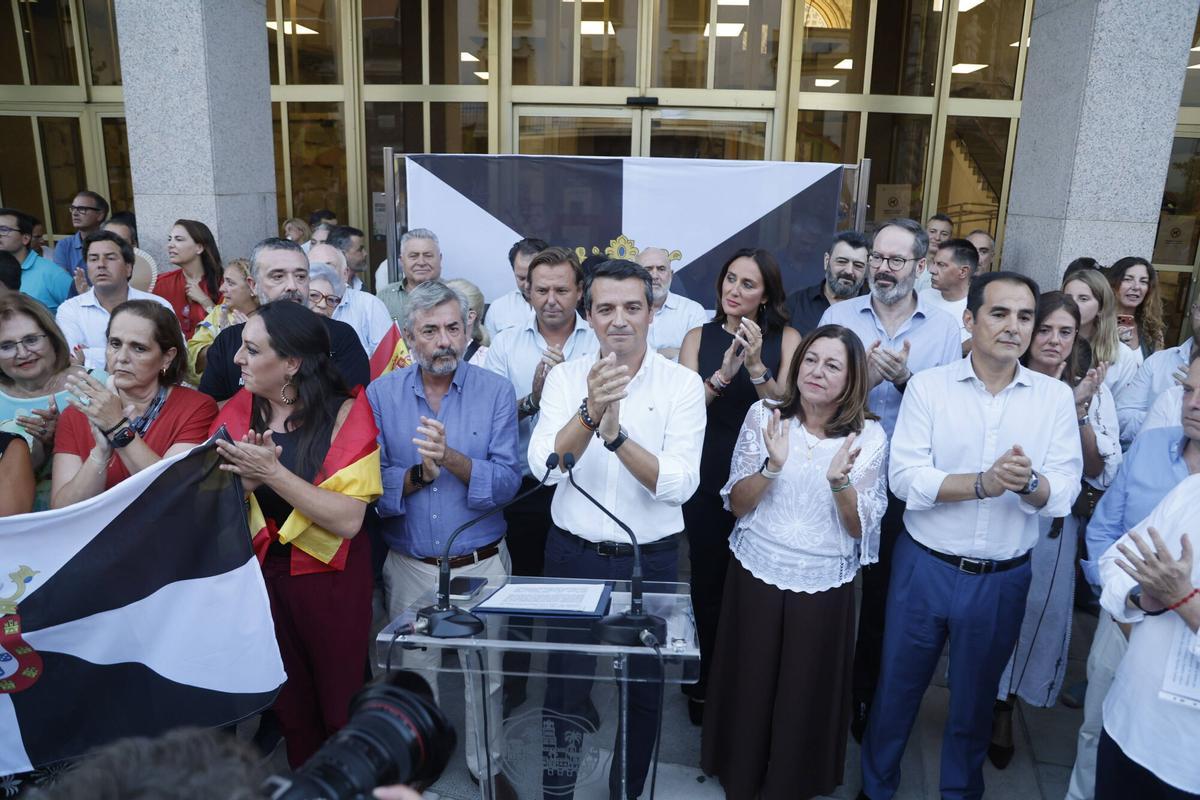 Miles de cordobeses arropan a Ceuta