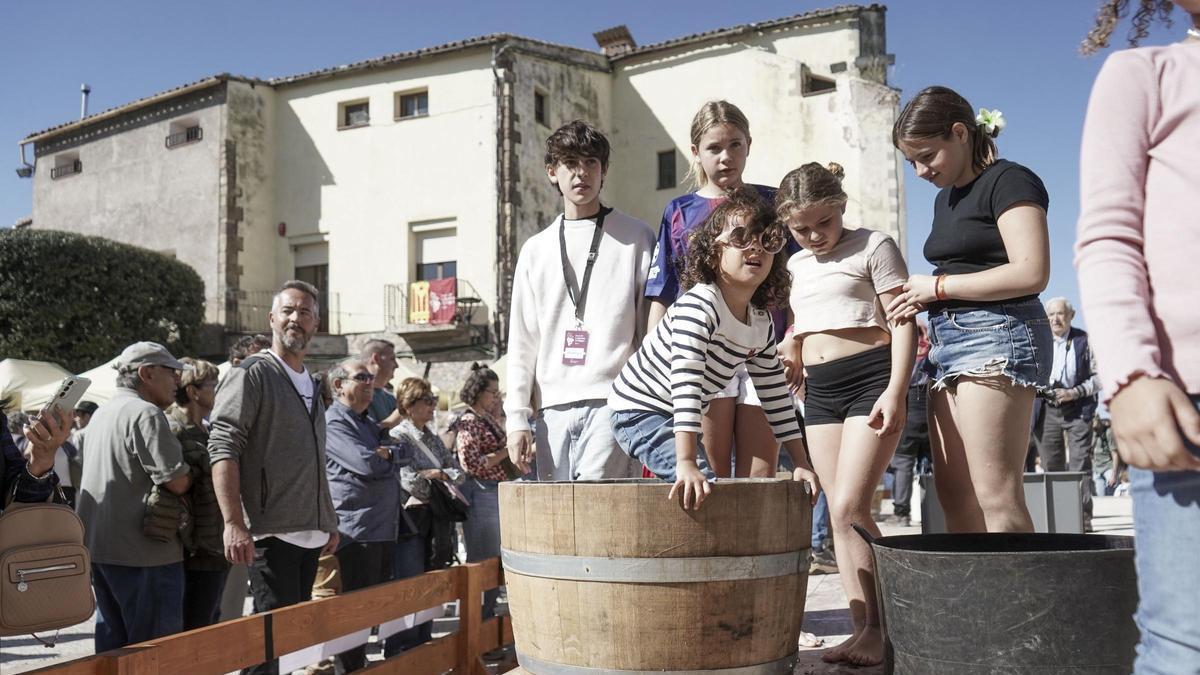 Dues de les dates que es poden votar són a l'entorn de la Festa de la Verema