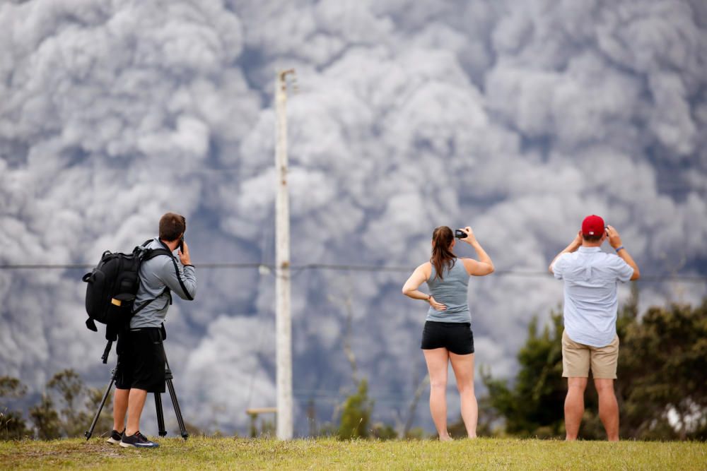 El volcán hawaiano Kilauea entra en erupción