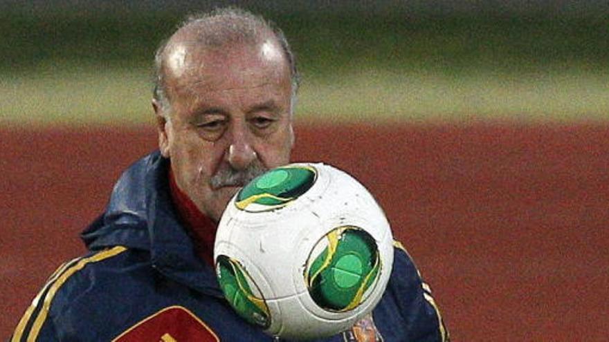 Vicente del Bosque, durante el entrenamiento.