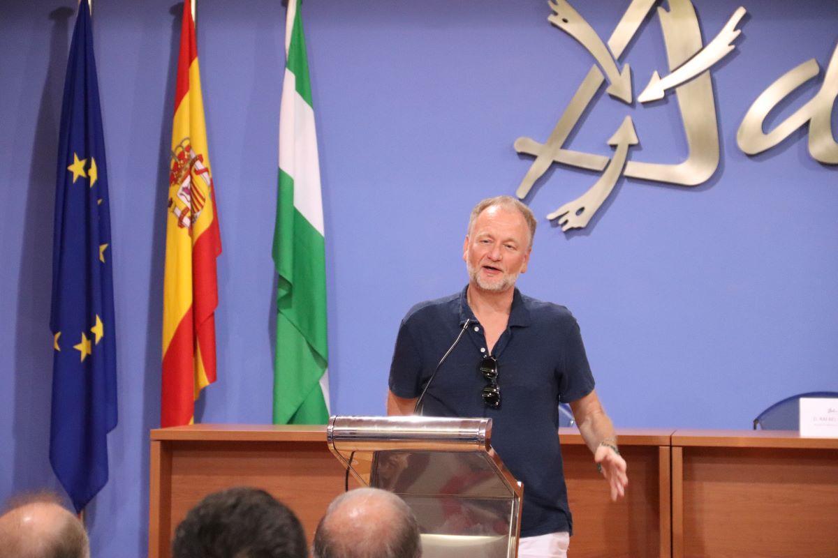 Uno de los empresarios alemanes que han participado en el encuentro, durante su intervención.