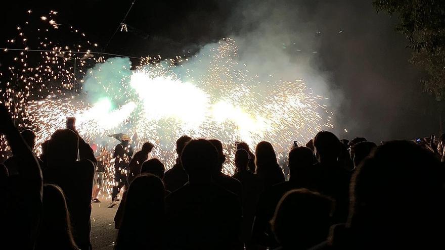 Imatges del correfocs de Castelló d'Empúries