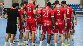 El Eón se impone a Agustinos en su debut de pretemporada (36-29)