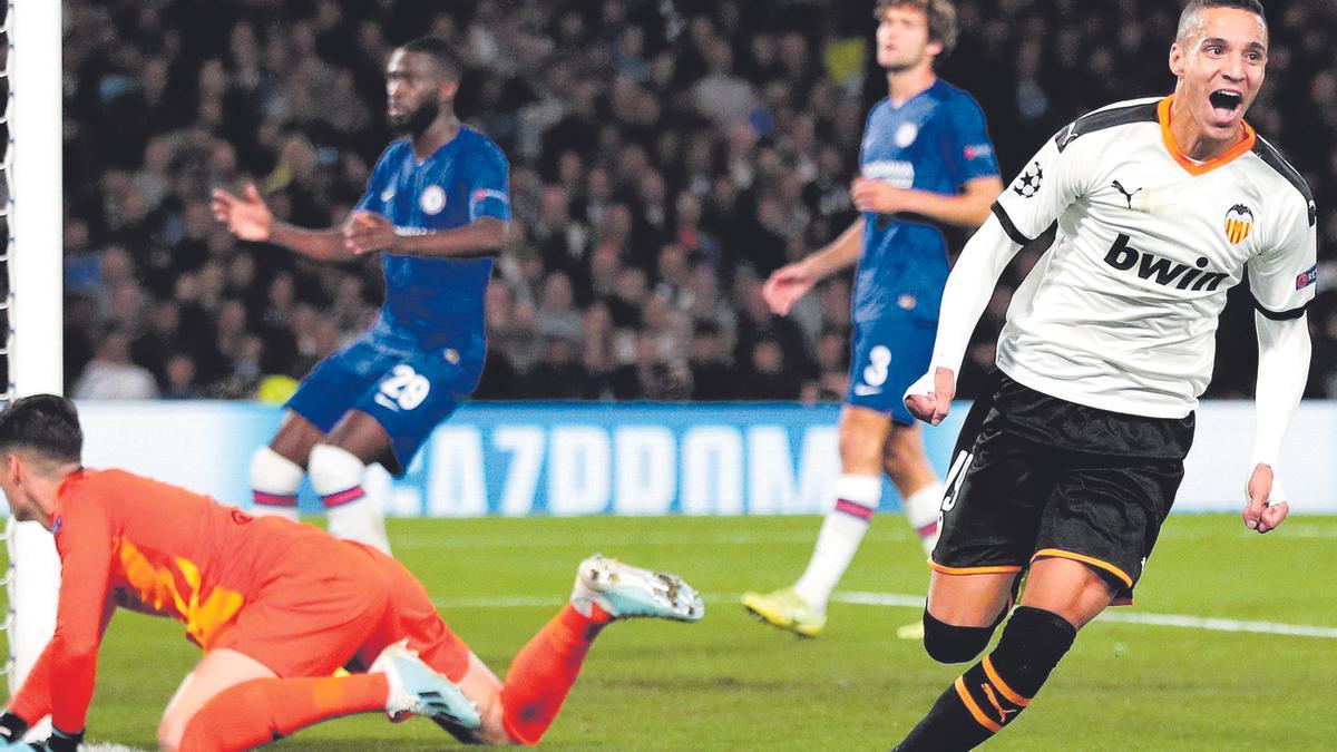 Rodrigo, tras marcar ante el Chelsea en la última participación del VCF en Champions