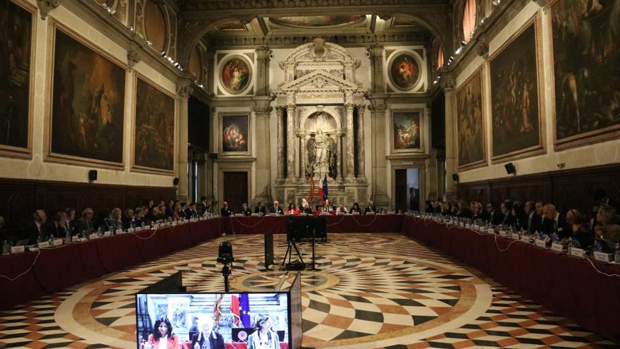 Reunió de la Comissió de Venècia a la seu de l'organisme per mantenir un últim intercanvi d'opinions sobre la llei d'amnistia espanyola