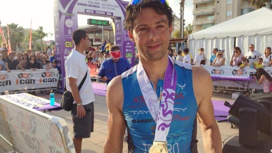 Iván Tejero rompe su maldición en la distancia Ironman