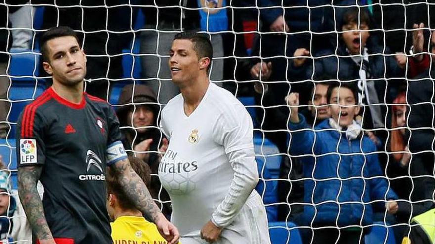 Cristiano celebra un gol ante los desolados célticos. // L. Piergiovanni