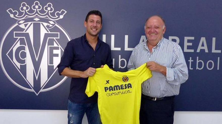 El Villarreal ficha a Bonera