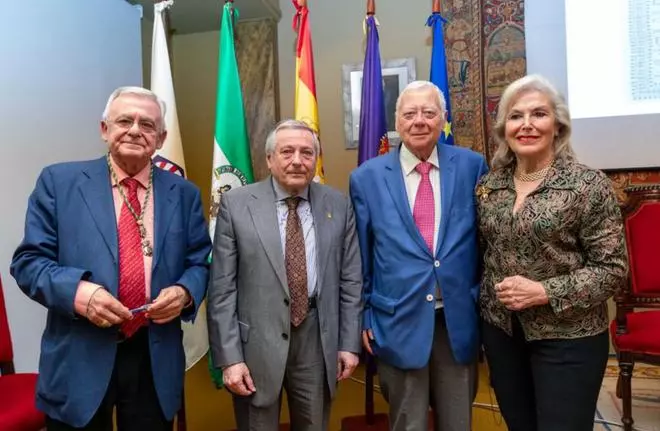 Conferencia de Juan Aranda en la Academia