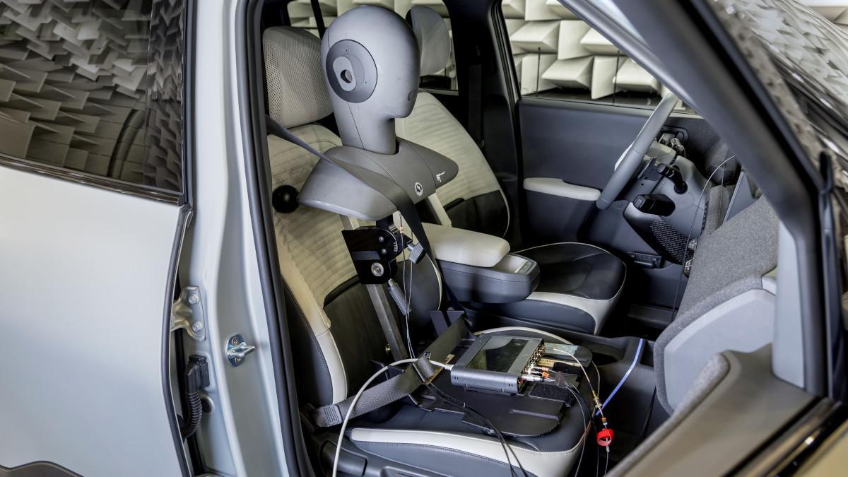 Ensayos de reducción de ruido para el Kia EV2 en centro Técnico de Hyundai Motor Europe