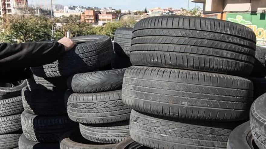 500 millones de neumáticos usados para proteger todas las carreteras