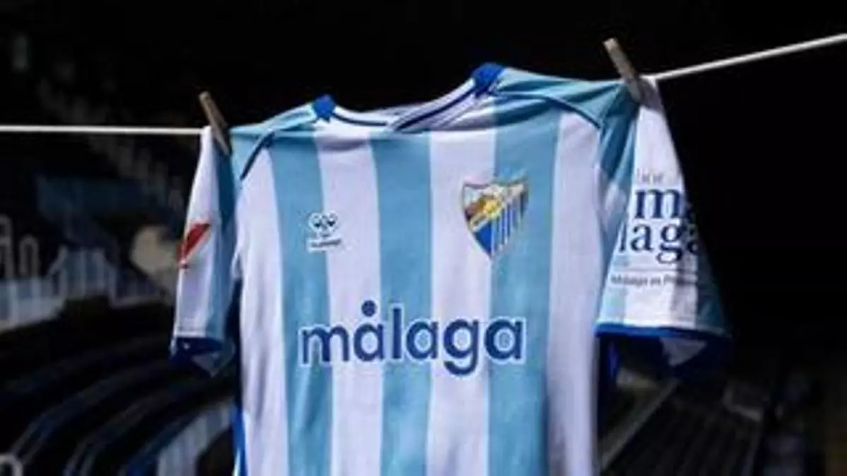 Así es la nueva equipación del Málaga CF