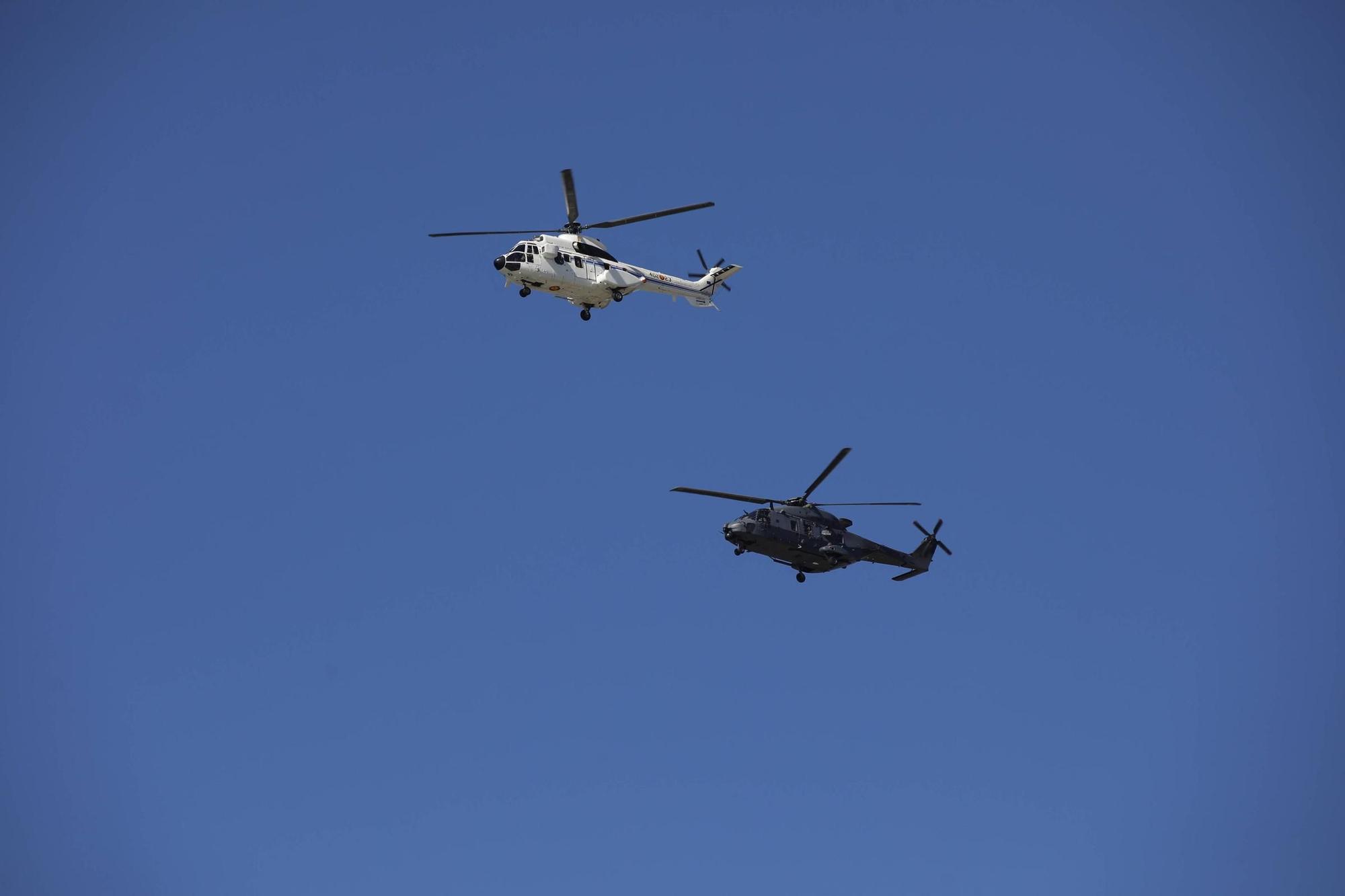 EN IMÁGENES: Así fue la revista naval  del Rey Felipe VI y la exhibición aérea en Gijón por el Día de las Fuerzas Armadas