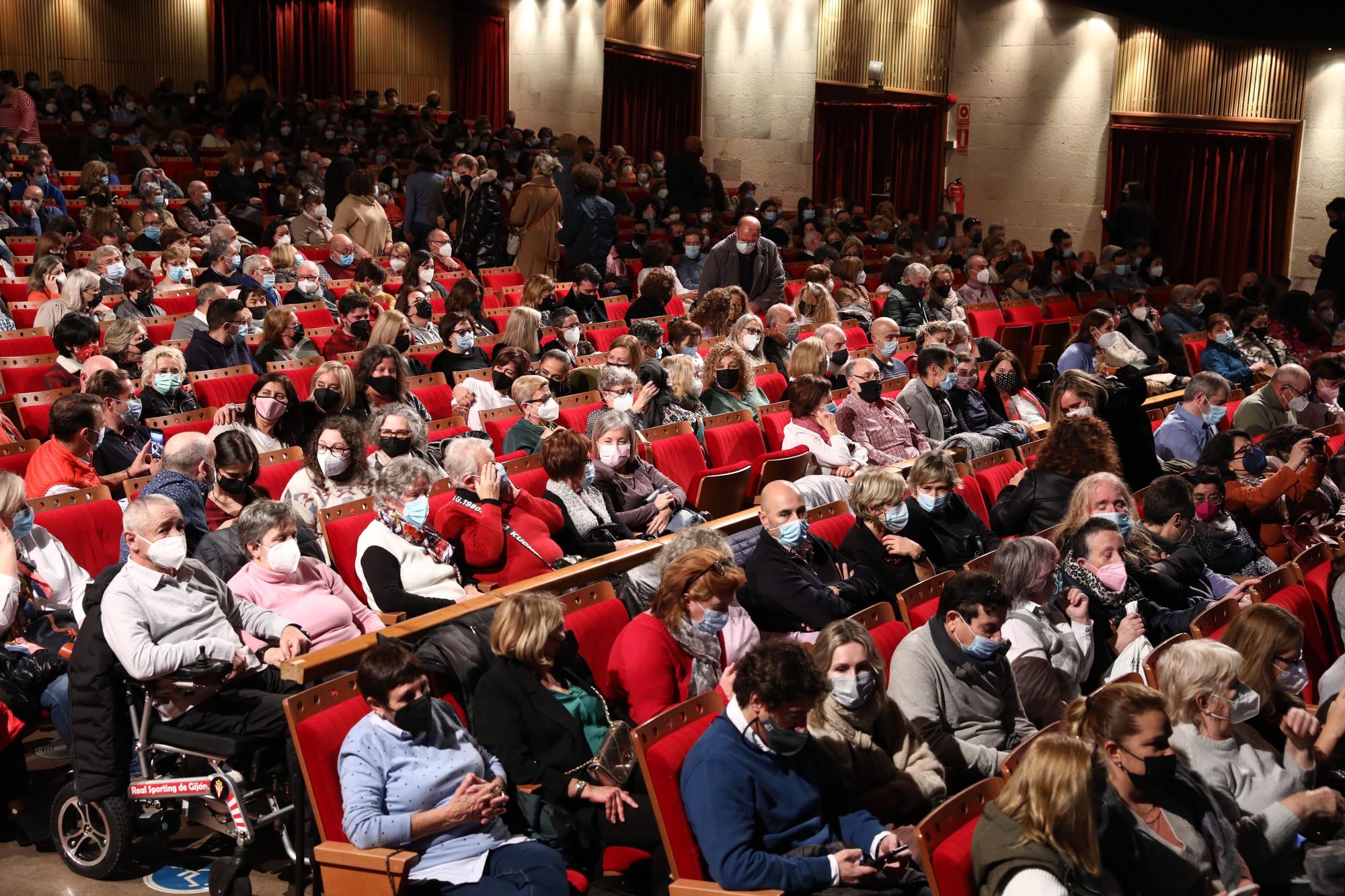 El concierto de José Luis Perales en Gijón, en imágenes