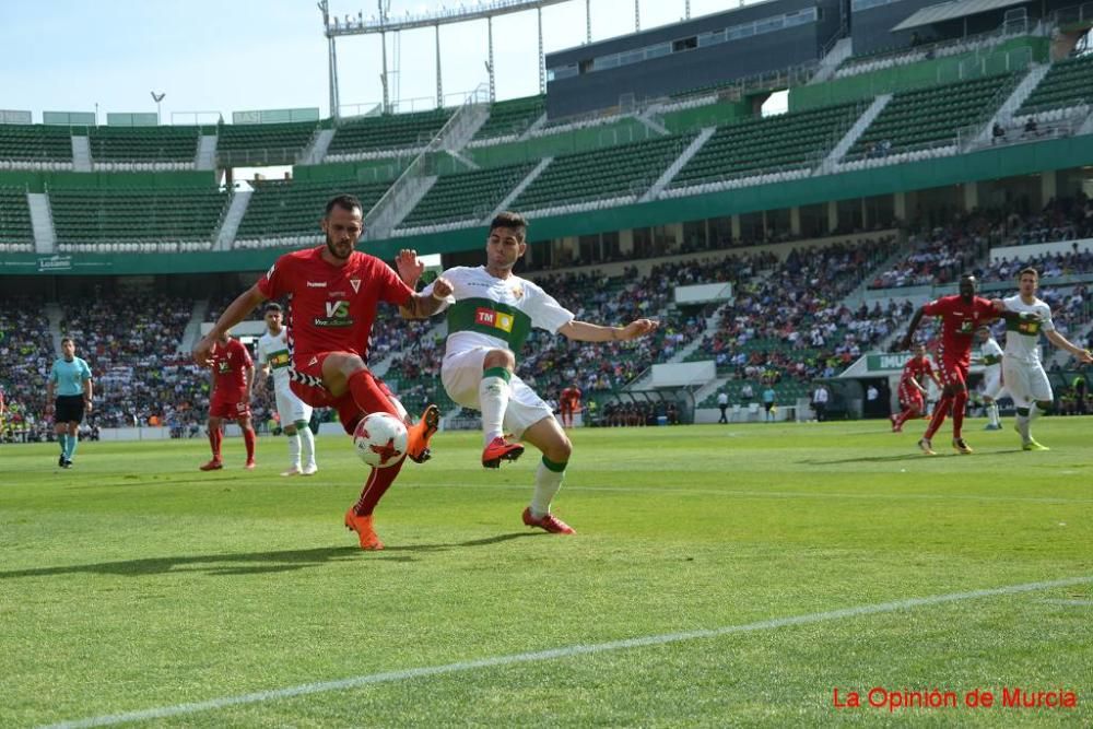 El Murcia dice adiós al ascenso