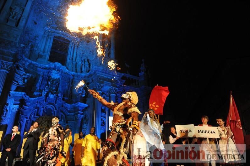 Se enciende la antorcha del folclore en Murcia