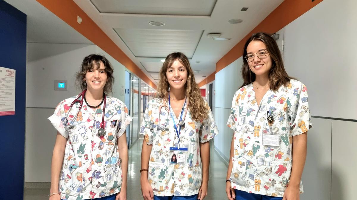 Parte del equipo de Pediatría, de izquierda a derecha la Dra. Amelia Sánchez, la recién incorporada Dra. Jenifer Calviño y la Dra Diana Pestana.