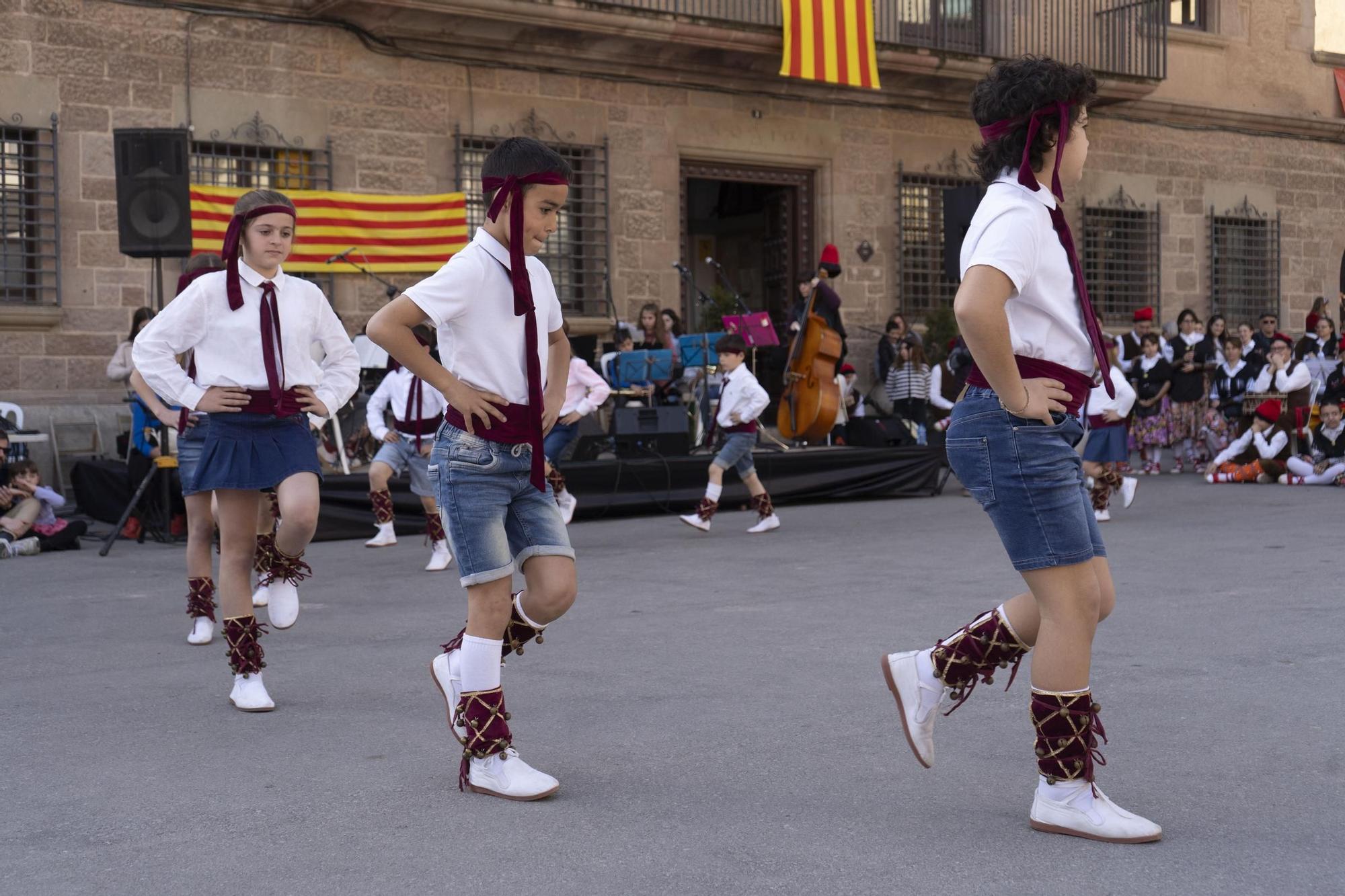 Totes les imatges de la trobada de balls de cascavells de Cardona