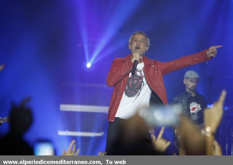 GALERÍA DE FOTOS -- Miles de castellonenses vibran con el concierto de Sergio Dalma en Onda