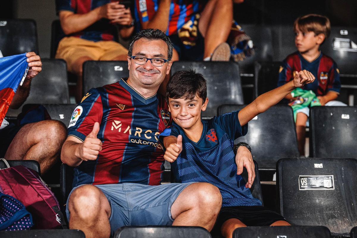 La afición del Levante UD confía en la salvación del equipo