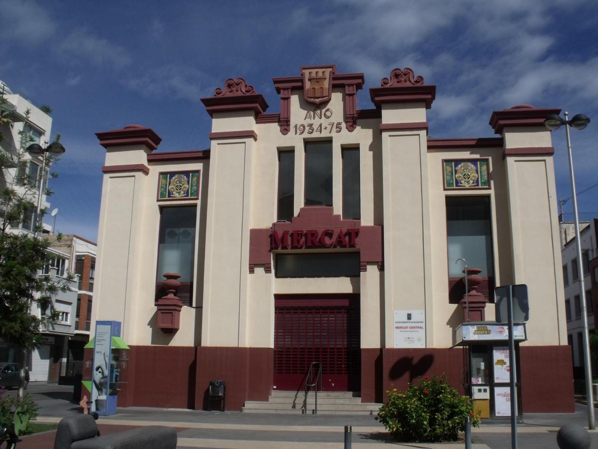 El Mercat Municipal d'Almassora serà l'epicentre de l'activitat de la nova edició de la Fira del Llibre.