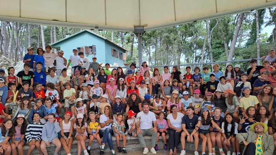 La Diputación renovará el graderío de Centro Vacacional de A Lanzada con 160.000 euros