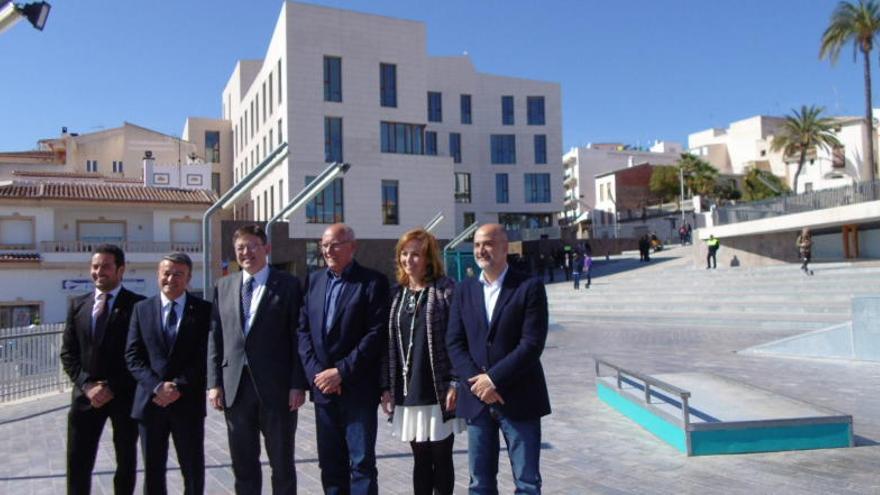 Ximo Puig inaugura el nuevo Ayuntamiento de Xàbia