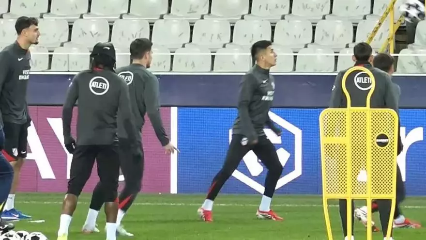 El Atlético se prepara antes de la ida europea frente al Club Brujas