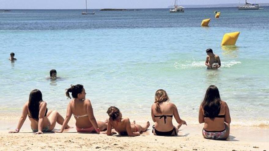 An der Playa Els Estanys in Colònia de Sant Jordi herrscht wenig Gedrängel