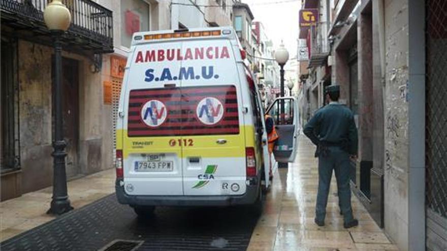 Da una paliza a su hermana tras ofenderse hablando por WhatsApp