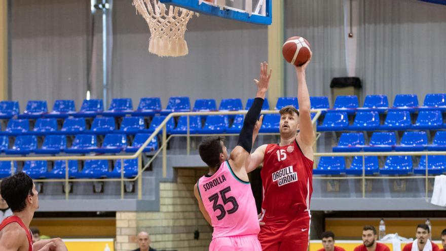 El Bàsquet Girona s&#039;estrena derrotant el Barça B a Platja d&#039;Aro